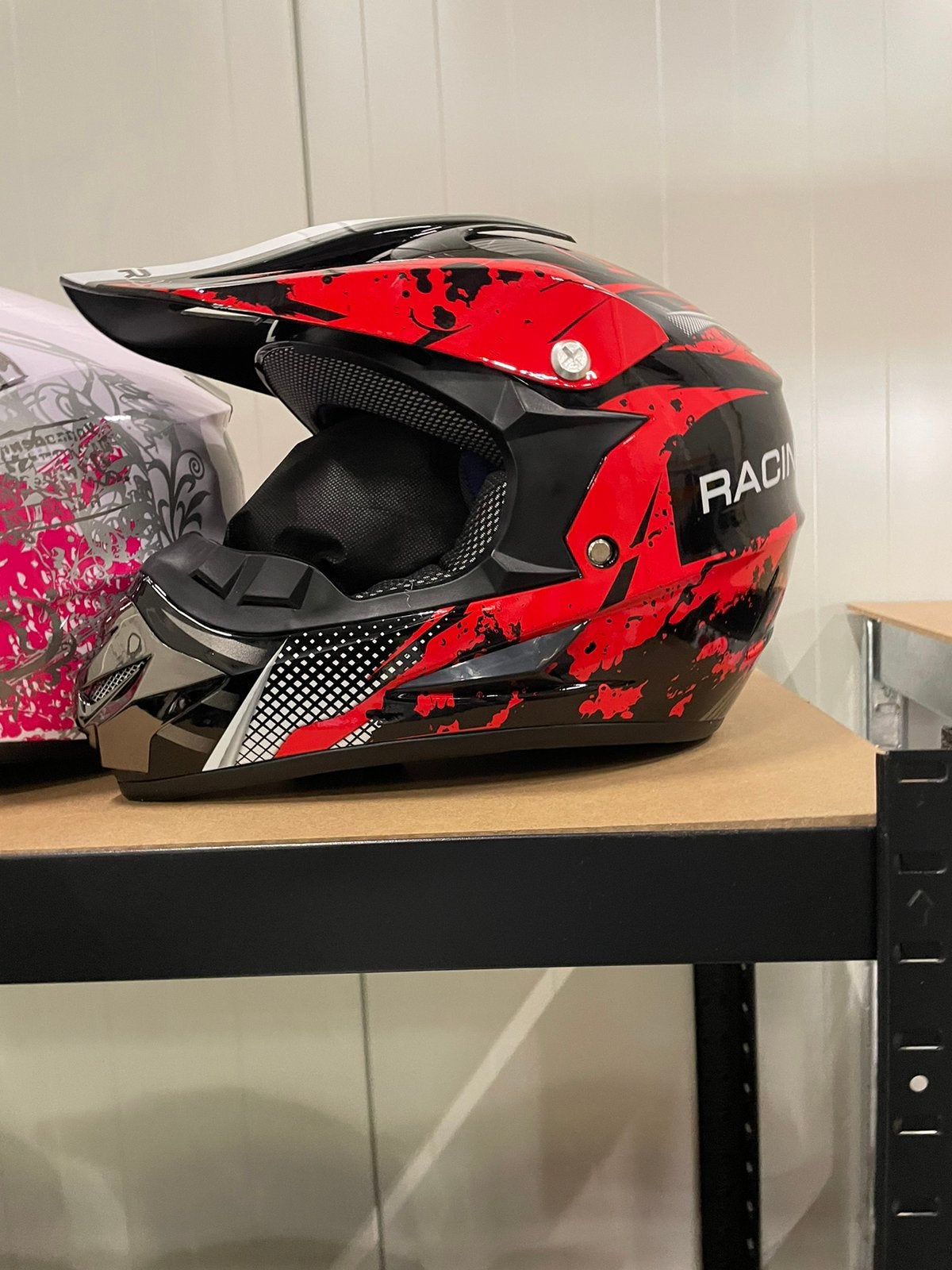 Nieuwe kinder helmpjes in verschillende maten en kleuren, Ophalen, Offroadhelm, Kinderen, Overige merken