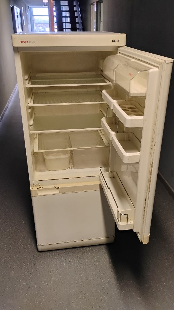 Frigidaire, 75 à 100 litres, Enlèvement, Utilisé, Avec congélateur séparé