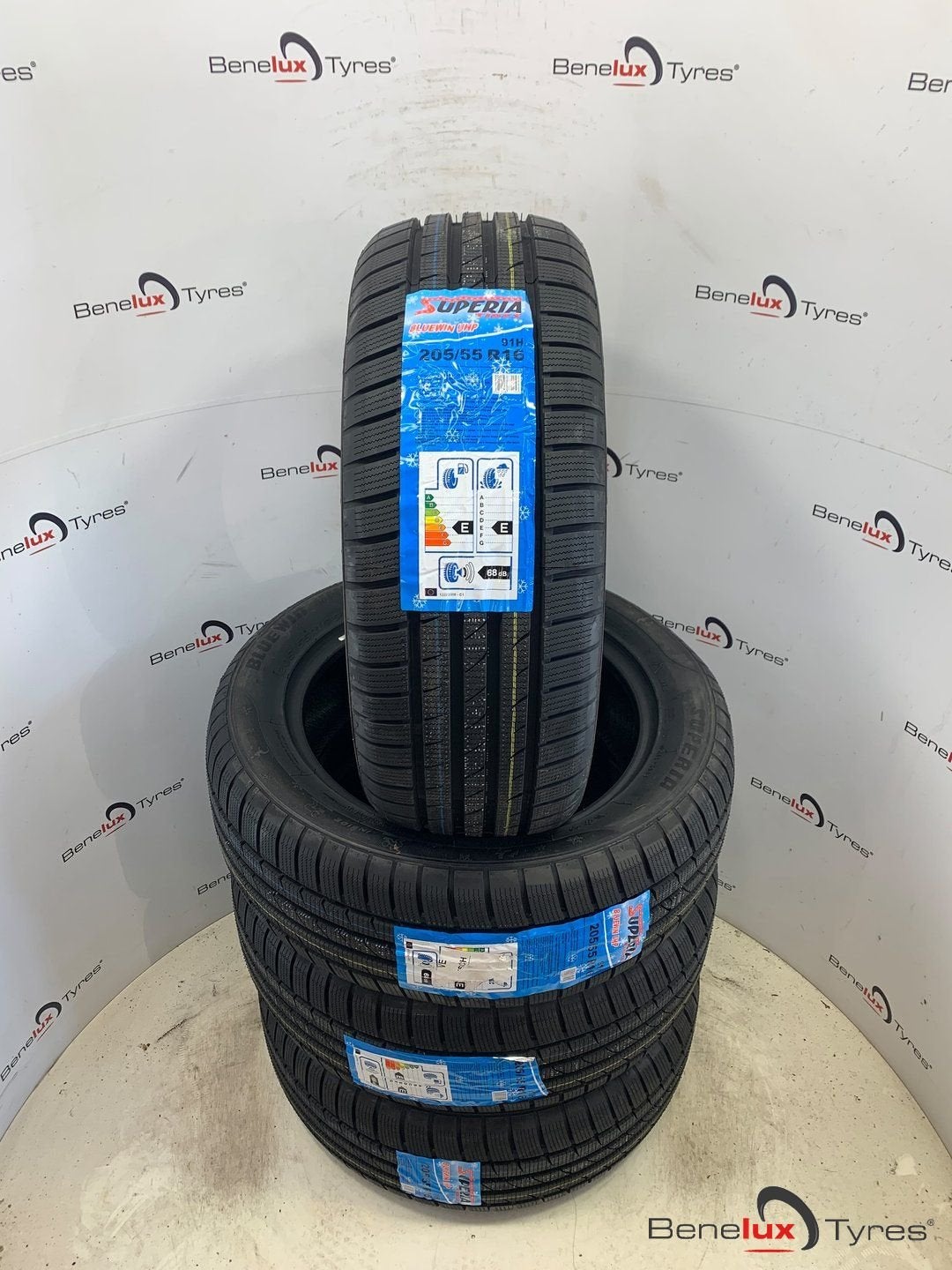winter NIEUW 205/55R16 Superia 205/55 R16 205/55/16 2055516, Neuf, Pneus hiver, -, 16 pouces