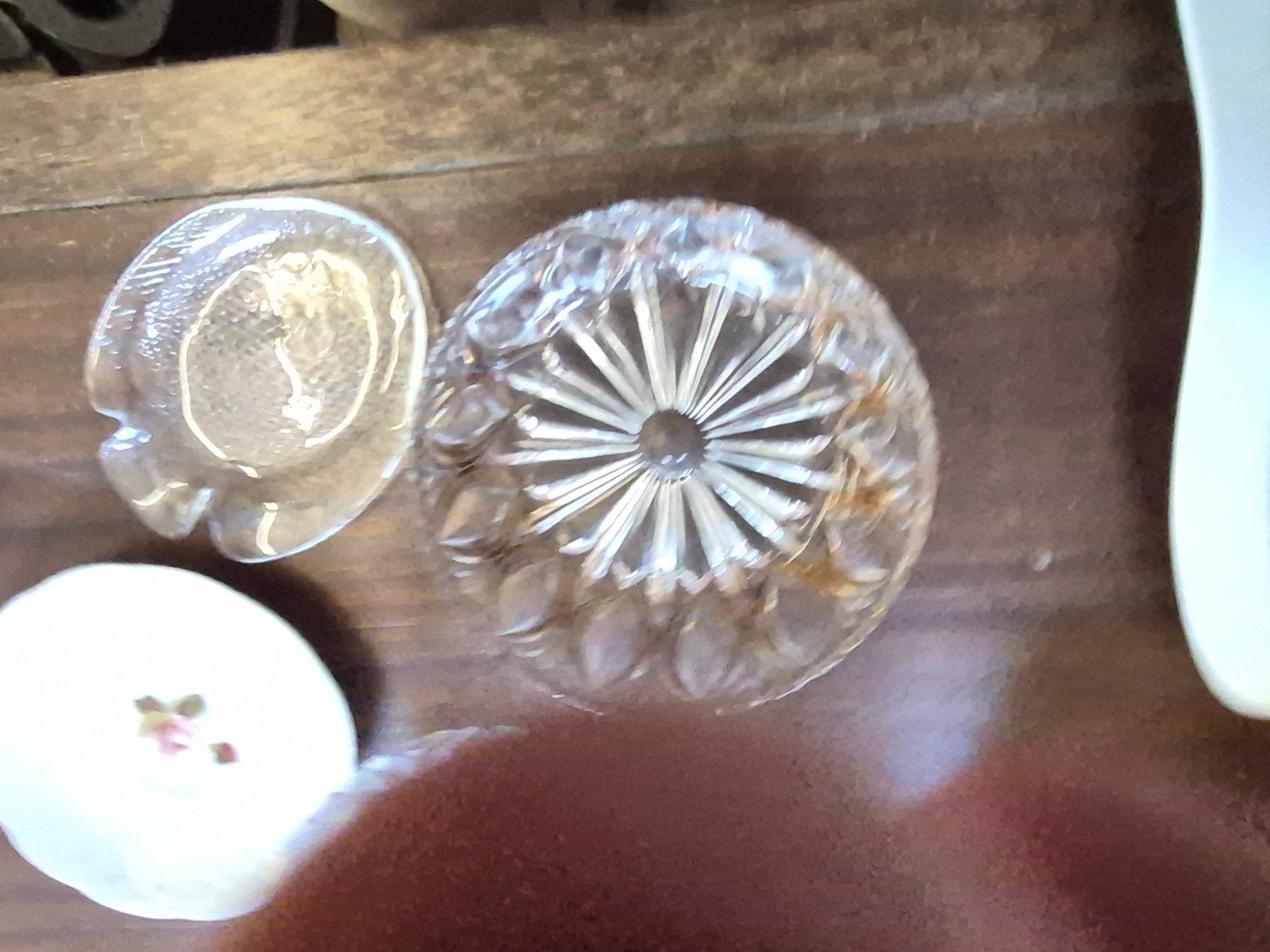 Glazen schoteltjes, Ophalen