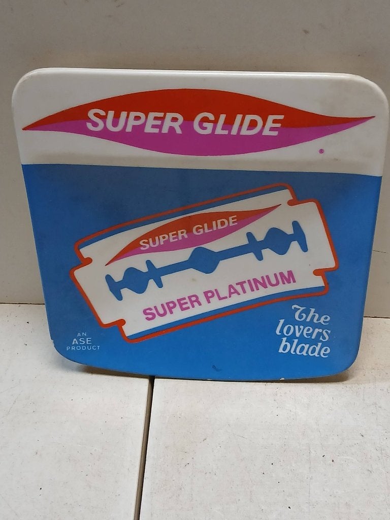 Reclamemunten weergeven Gillette-scheermesjes, Ophalen of Verzenden, Zo goed als nieuw, Gebruiksvoorwerp
