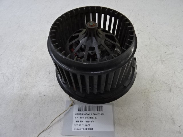 RADIATEUR MOTEUR Volkswagen Sharan (7N) (7N0819021A), Autos : Pièces & Accessoires, Volkswagen, Mevr. I. Hauben, Utilisé, Rue de l'Espoir 34 34
4030  GRIVEGNÉE, BE