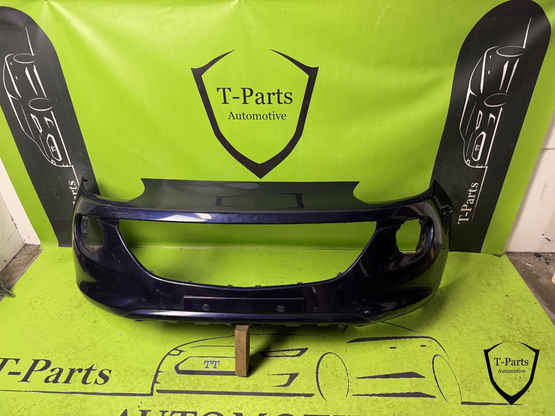 opel adam voorbumper bumper, Gebruikt, Opel Automobile GmbH, Kontakt@opel-infoservice.de, Bumper