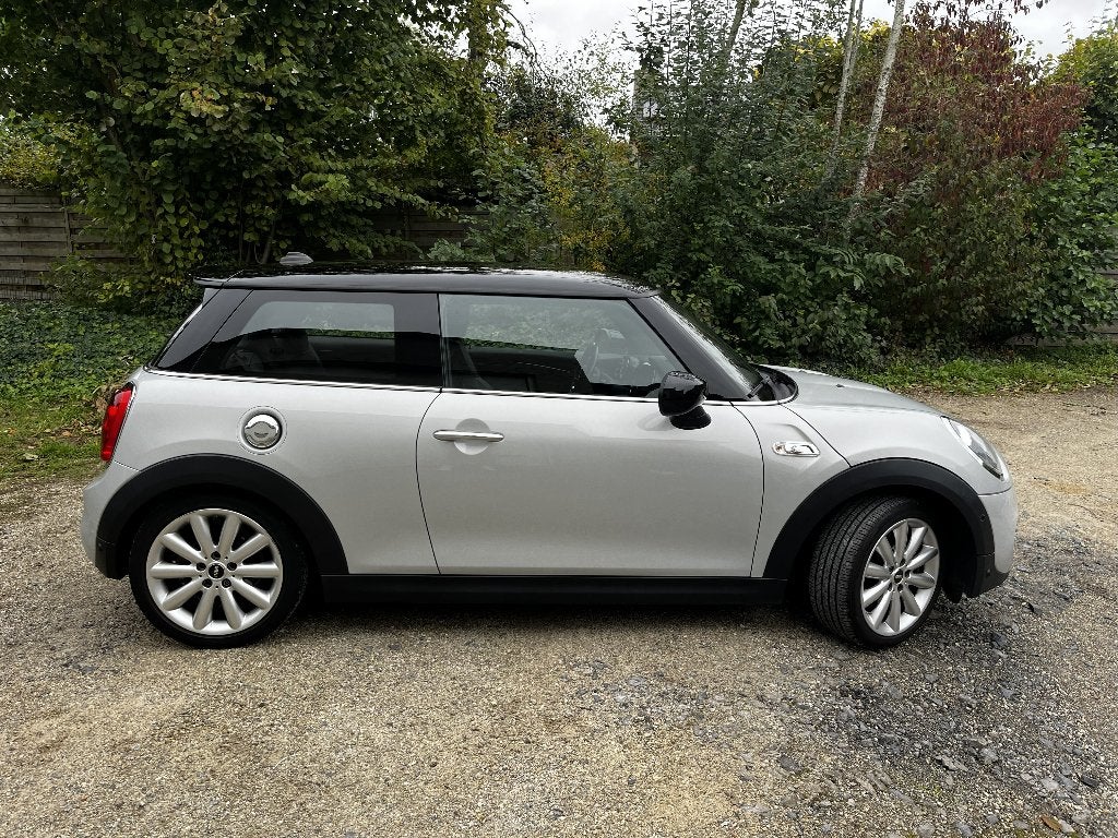MINI COOPER S | MANUEEL | NAVIGATIE | PDC V + A, 4 cilinders, Leder en Stof, Bedrijf, Handgeschakeld
