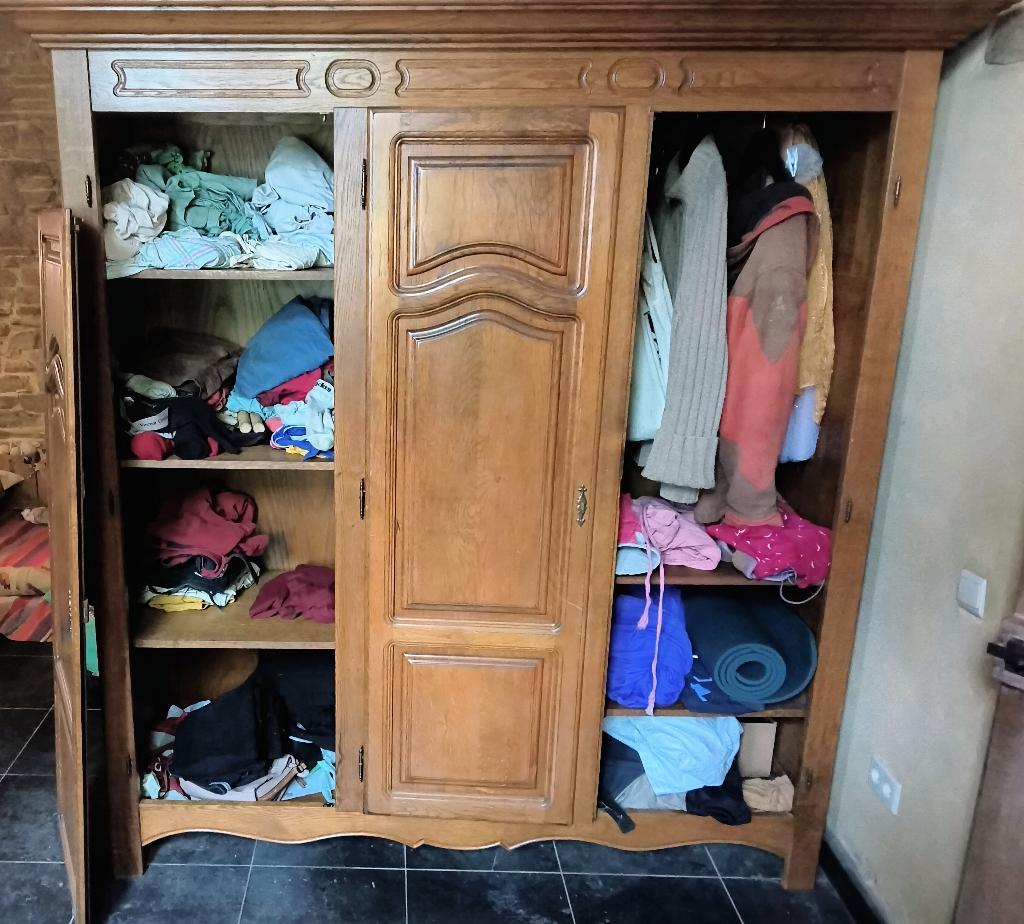Grande armoire bois, Enlèvement, Utilisé