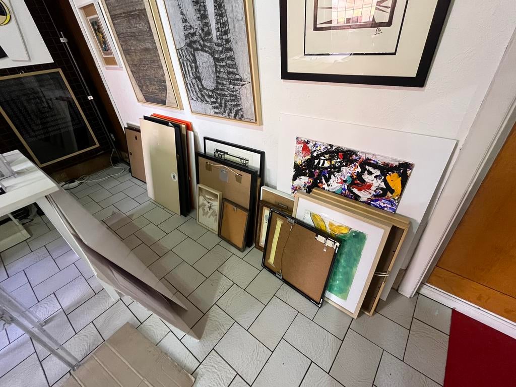 Déstockage galerie d’art œuvres originales et estampes, Enlèvement