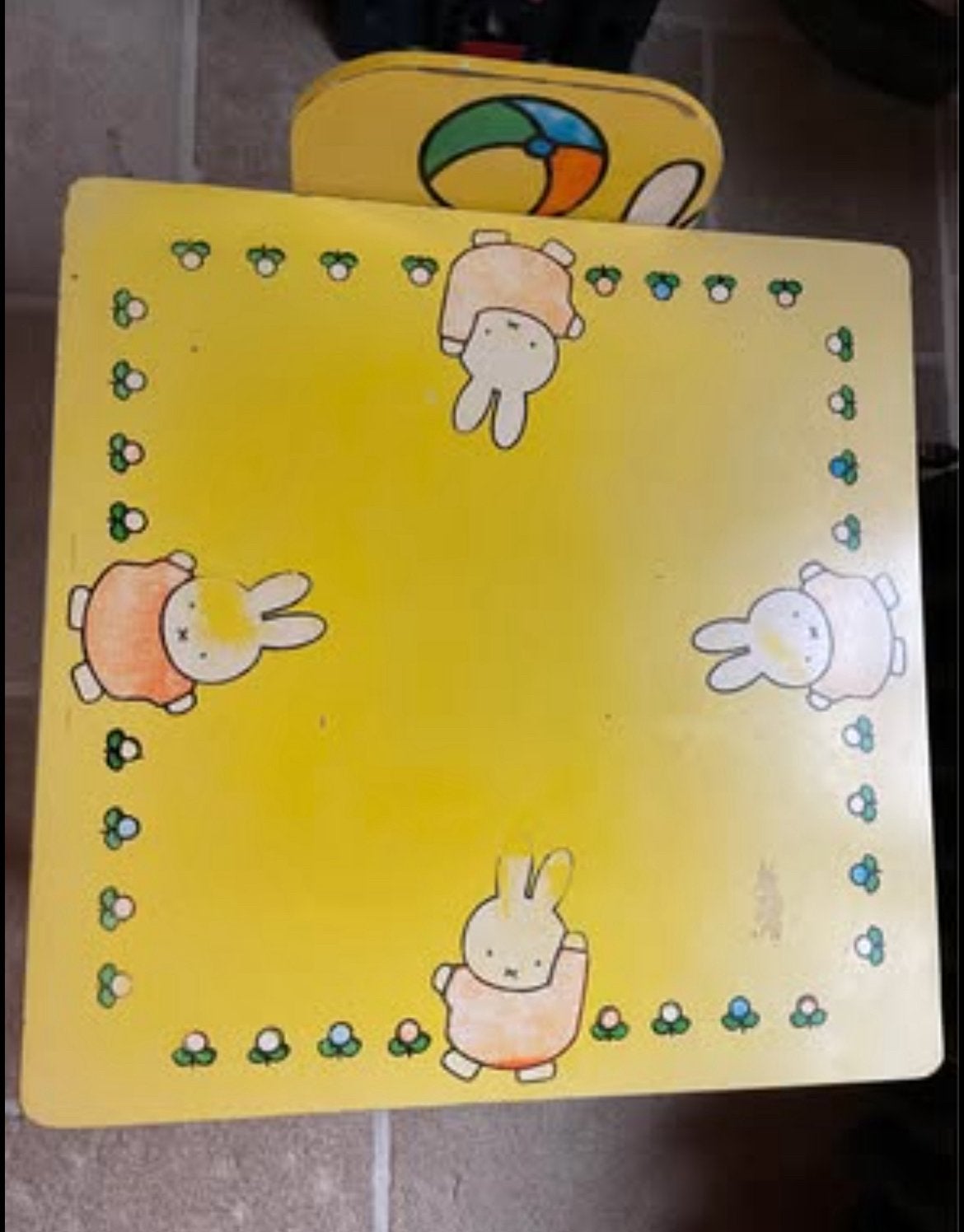 Tafel en stoel nijntje, Kinderen en Baby's, Ophalen, Gebruikt, Tafel(s) en Stoel(en)