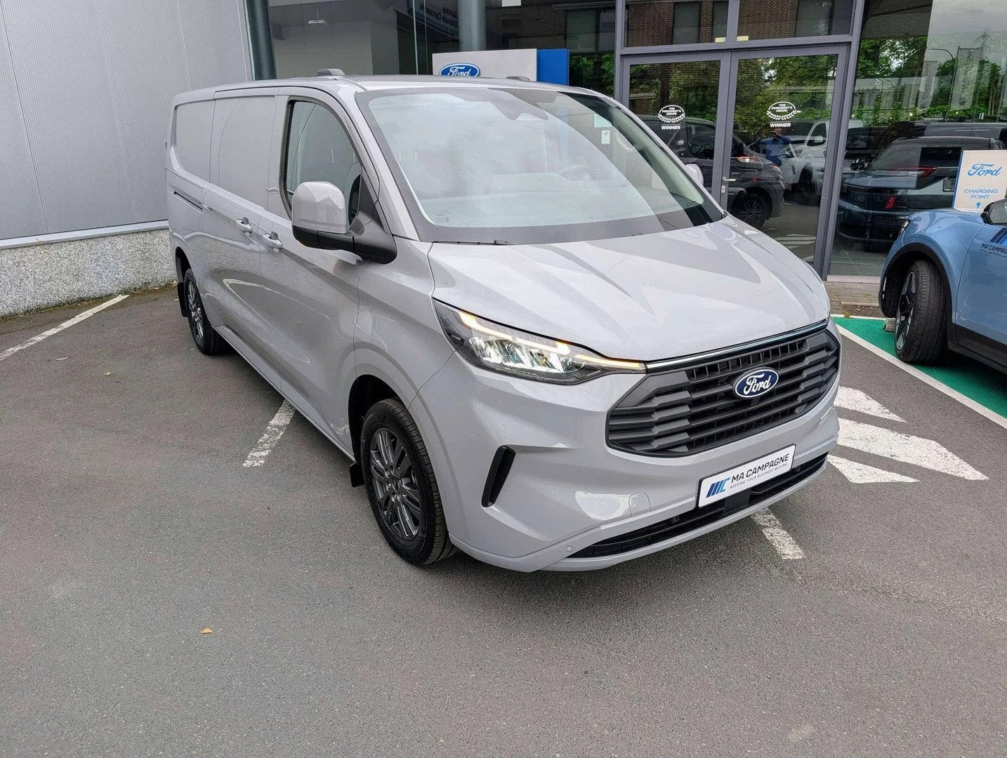 Ford Transit Custom Limited 320L L2 2.0TDCi 170pk A8 automaa, Automaat, Stof, Gebruikt, 4 cilinders
