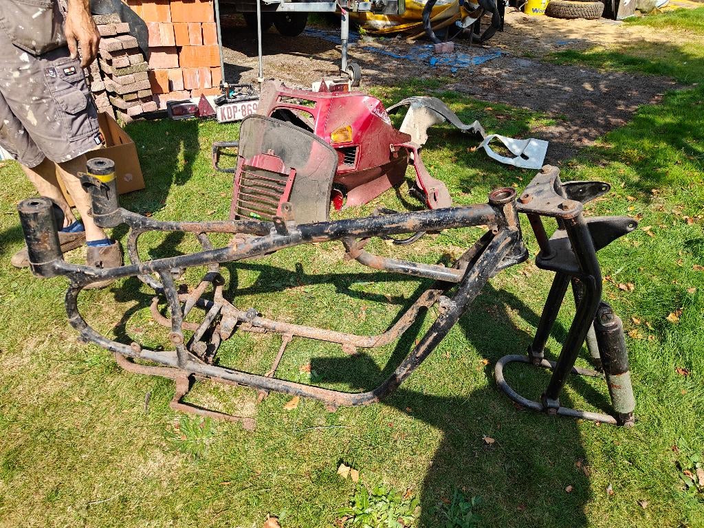 bmw R60/2 frame, Motoren, Ophalen
