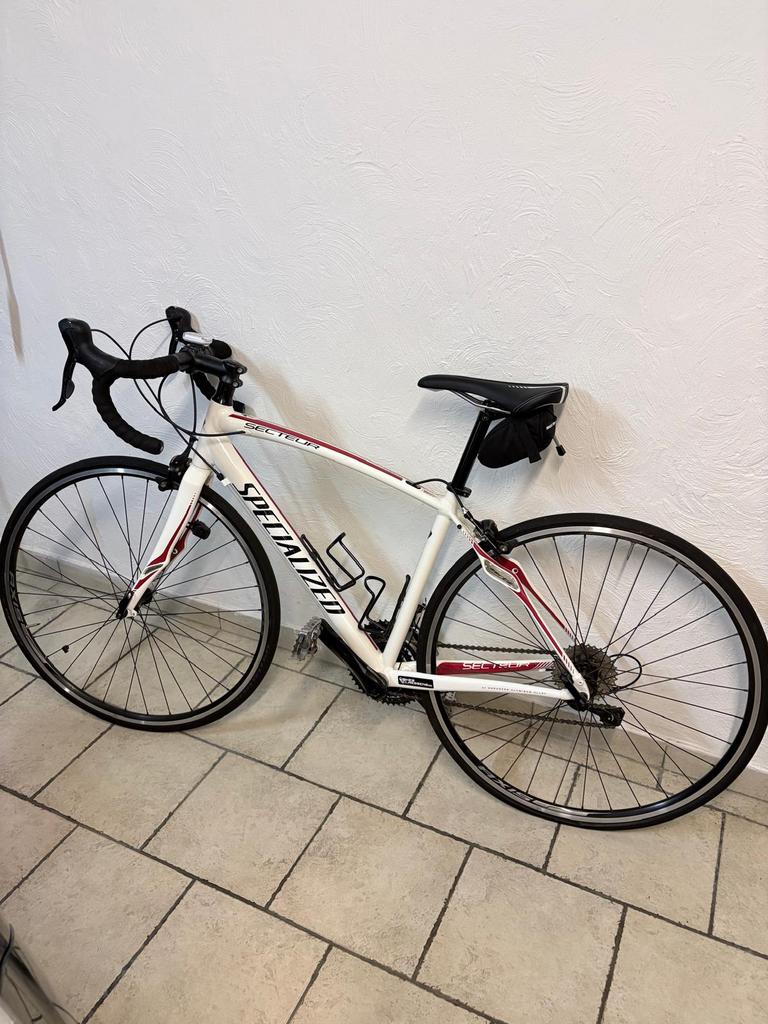 Aluminium koersfiets Specialized – maat 52 – als nieuw, Fietsen en Brommers, Fietsen | Heren | Sportfietsen en Toerfietsen, Zo goed als nieuw