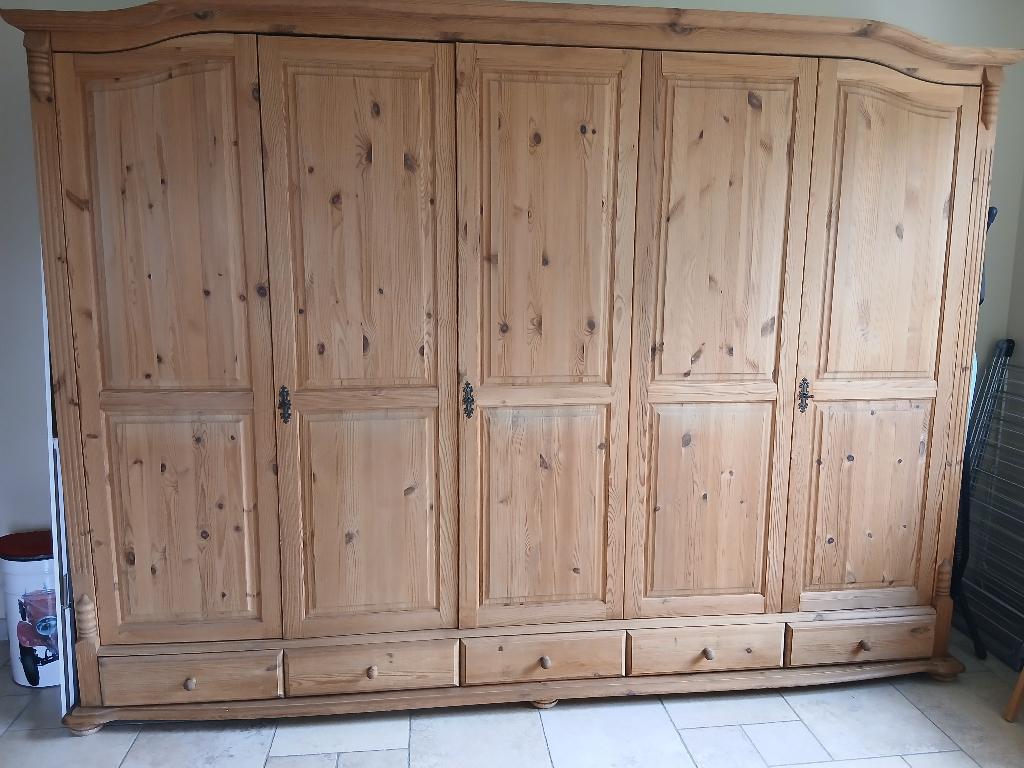 kleerkast 5 deuren in hout, Gebruikt, Dennenhout, 200 cm of meer, 200 cm of meer