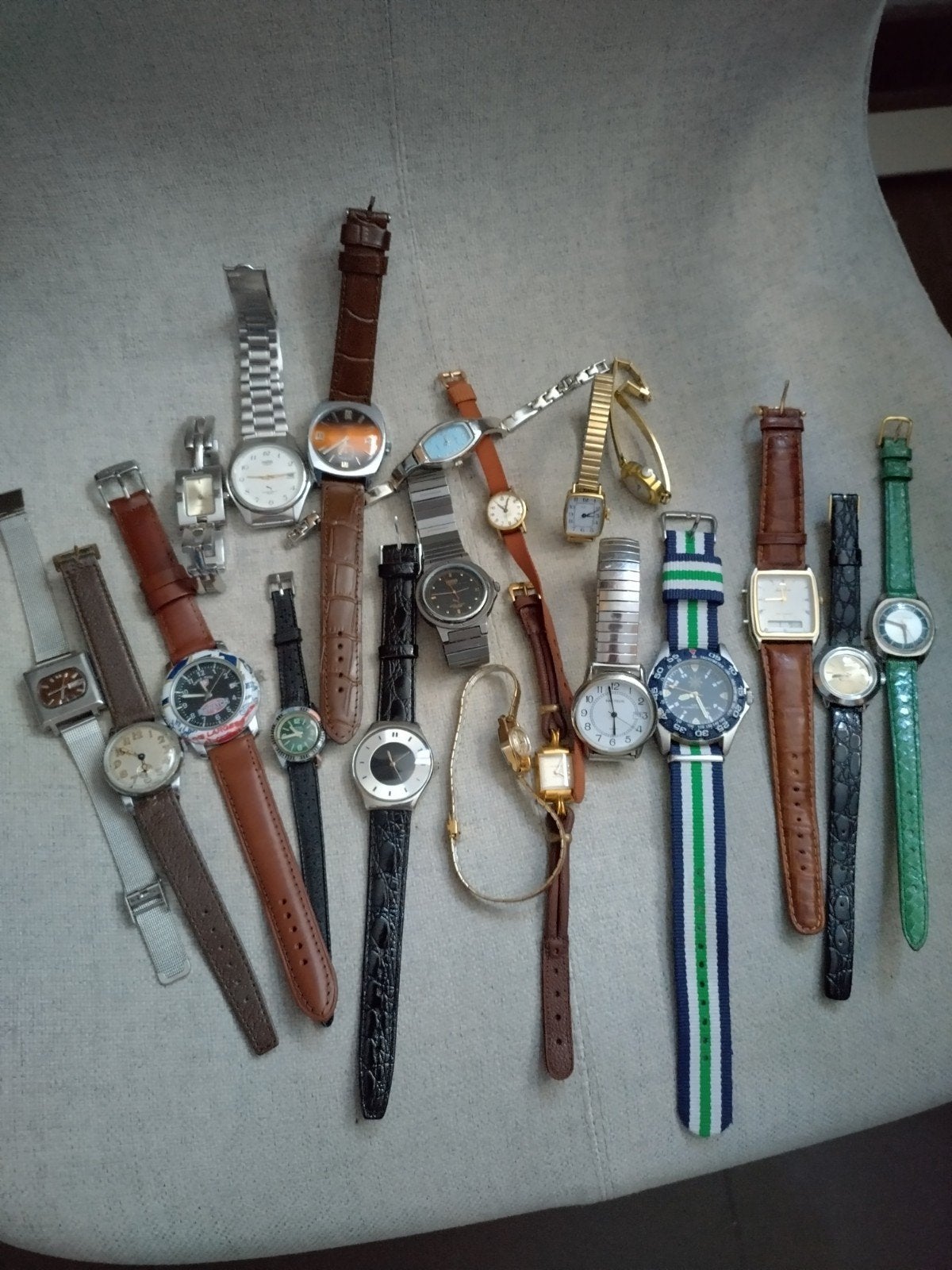 lot de 20 montres, Bijoux, Sacs & Beauté, Montres | Hommes, Enlèvement ou Envoi
