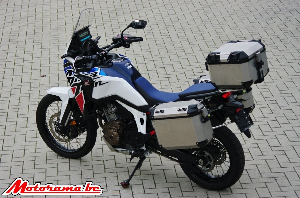 Honda CRF1100 Africa Twin DCT - 2022 - 14000 km @Motorama, Motoren, 2 cilinders, Occasion, Motorrijbewijs A, Bedrijf