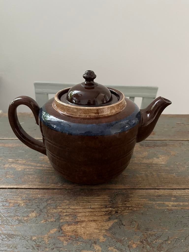 THEEPOT ENGELS BROWN BETTY ALB STAFFORDSHIRE PERFECT, Antiek en Kunst, Ophalen of Verzenden