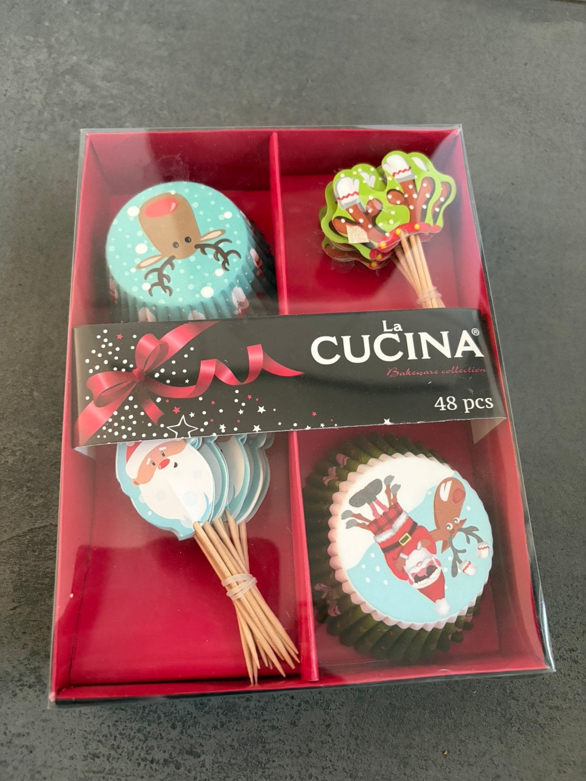 Cupcakevormen en prikkers kerst, Enlèvement ou Envoi, Neuf, Cupcakes, Décoration