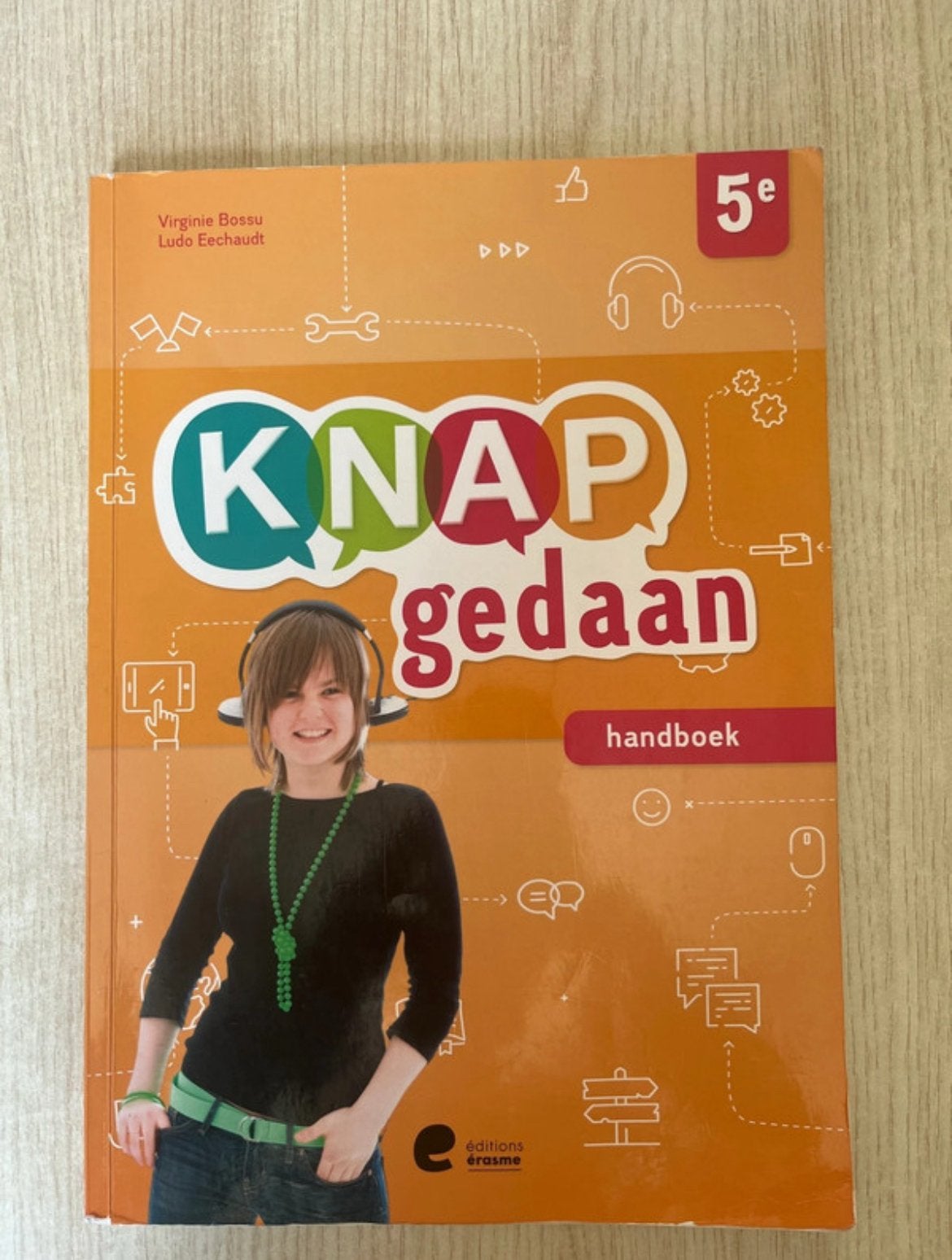 Manuel scolaire de Neerlandais : Knap gedaan  5e handboek, Livres, Enlèvement, Utilisé, Secondaire