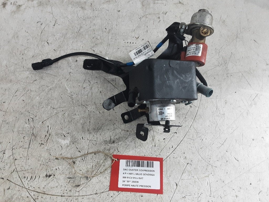 POMPE HAUTE PRESSION Dacia Duster (DJF) (179048681RT), Autos : Pièces & Accessoires, Systèmes à carburant, Dacia, Utilisé