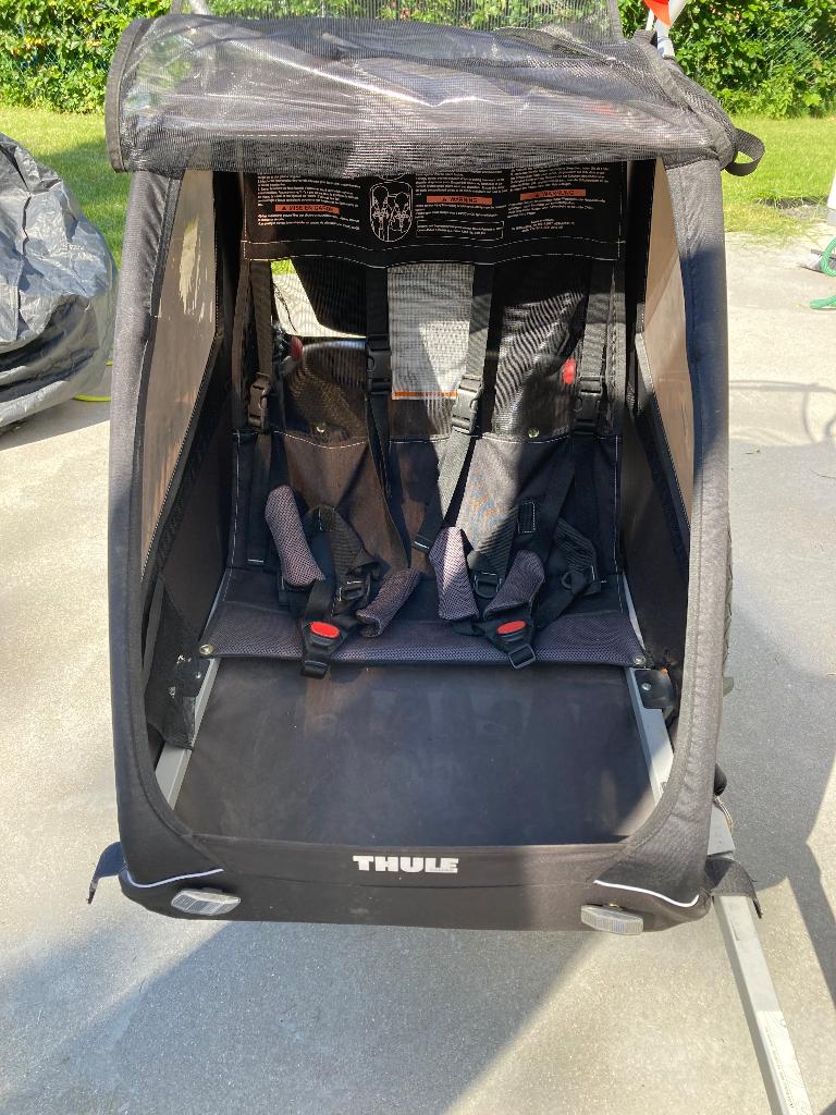 Thule fietskar coaster XT black edition, Fietsen en Brommers, Fietsaccessoires | Aanhangwagens en Karren, Gebruikt, Kinderkar