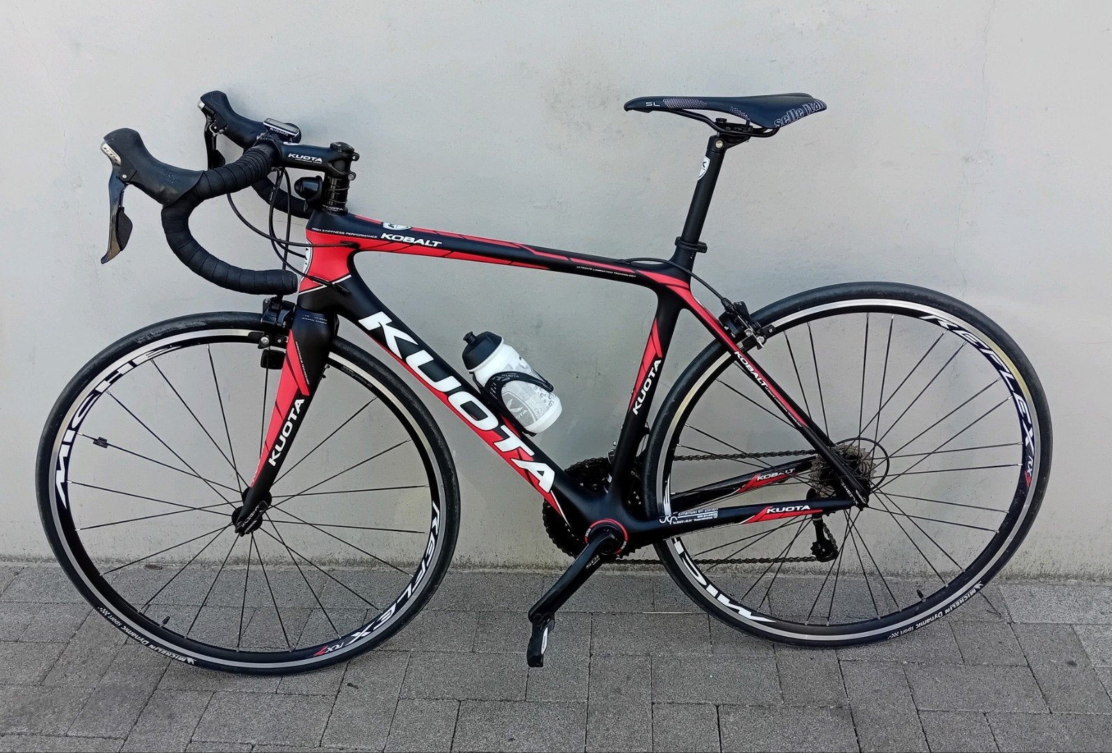 Koersfiets carbon Kuota 28inch 2x11speed maat51 NWP 1799€ 🚴, Fietsen en Brommers, Fietsen | Racefietsen, 28 inch, Carbon, Velgrem