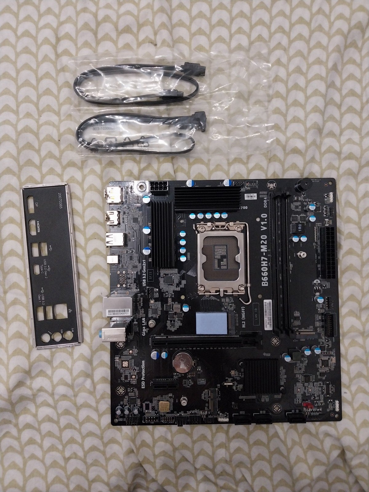 LGA1700 Moederbord B660H7-M20 V1.0, Computers en Software, Moederborden, Ophalen, LGA 1700, DDR4, Intel