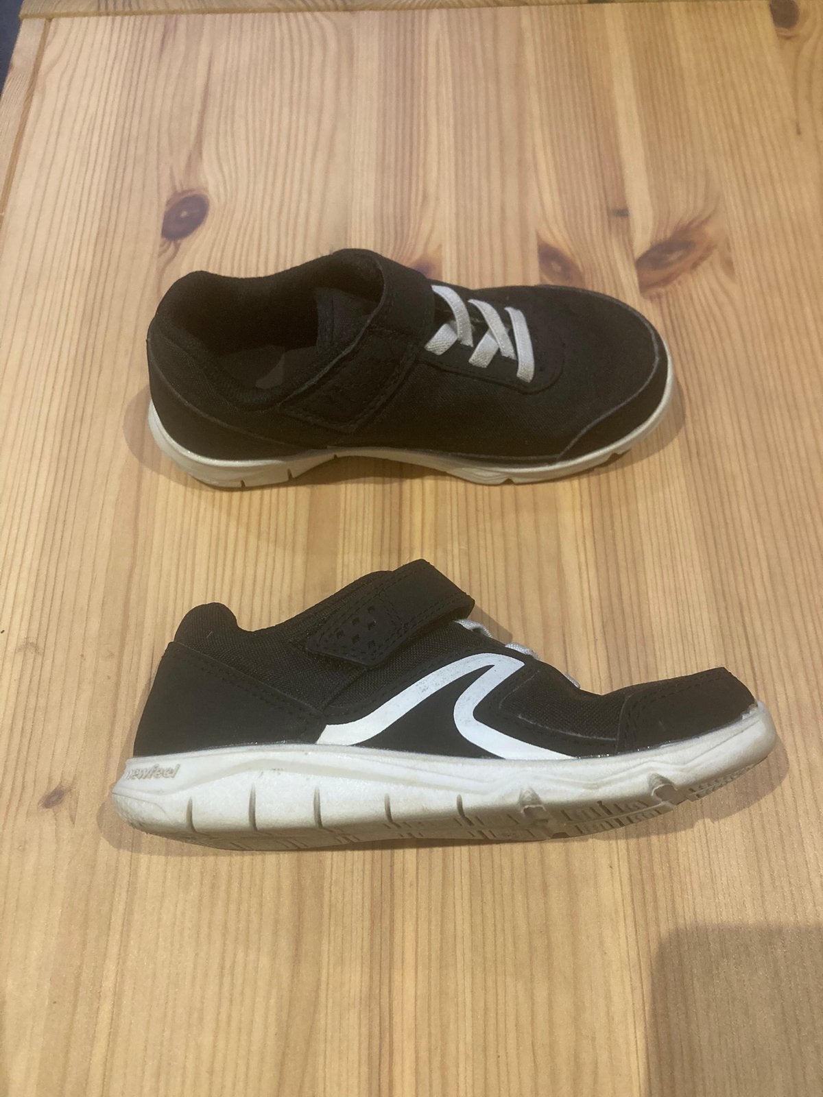Sportschoenen - newfeel - decathlon - maat 29, Ophalen, Zo goed als nieuw, Sportschoenen