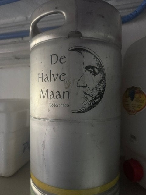 Allerhande materiaal bierbrouwen, Ophalen