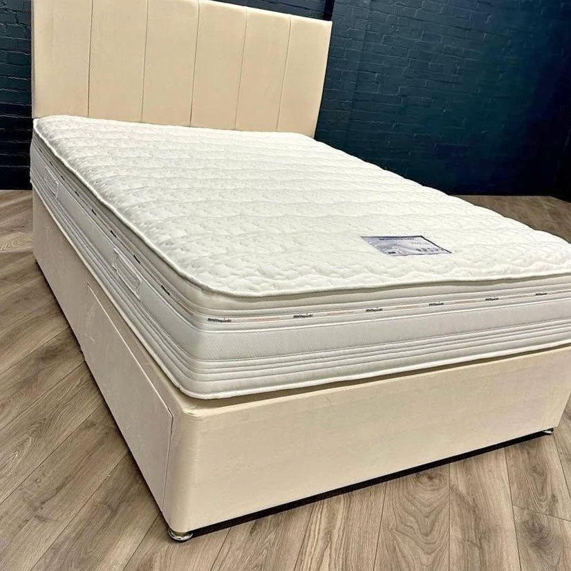 Lit double avec matelas confortable, Envoi, Neuf, Deux personnes, Autres couleurs