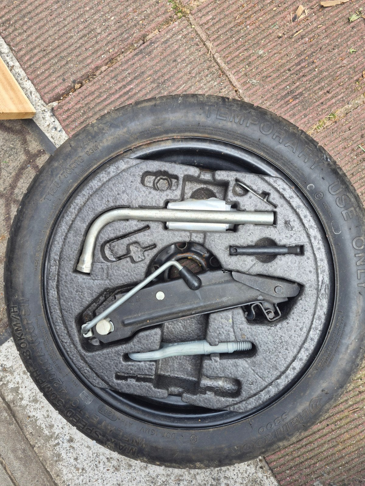Roue de secours vw audi skoda seat, Enlèvement