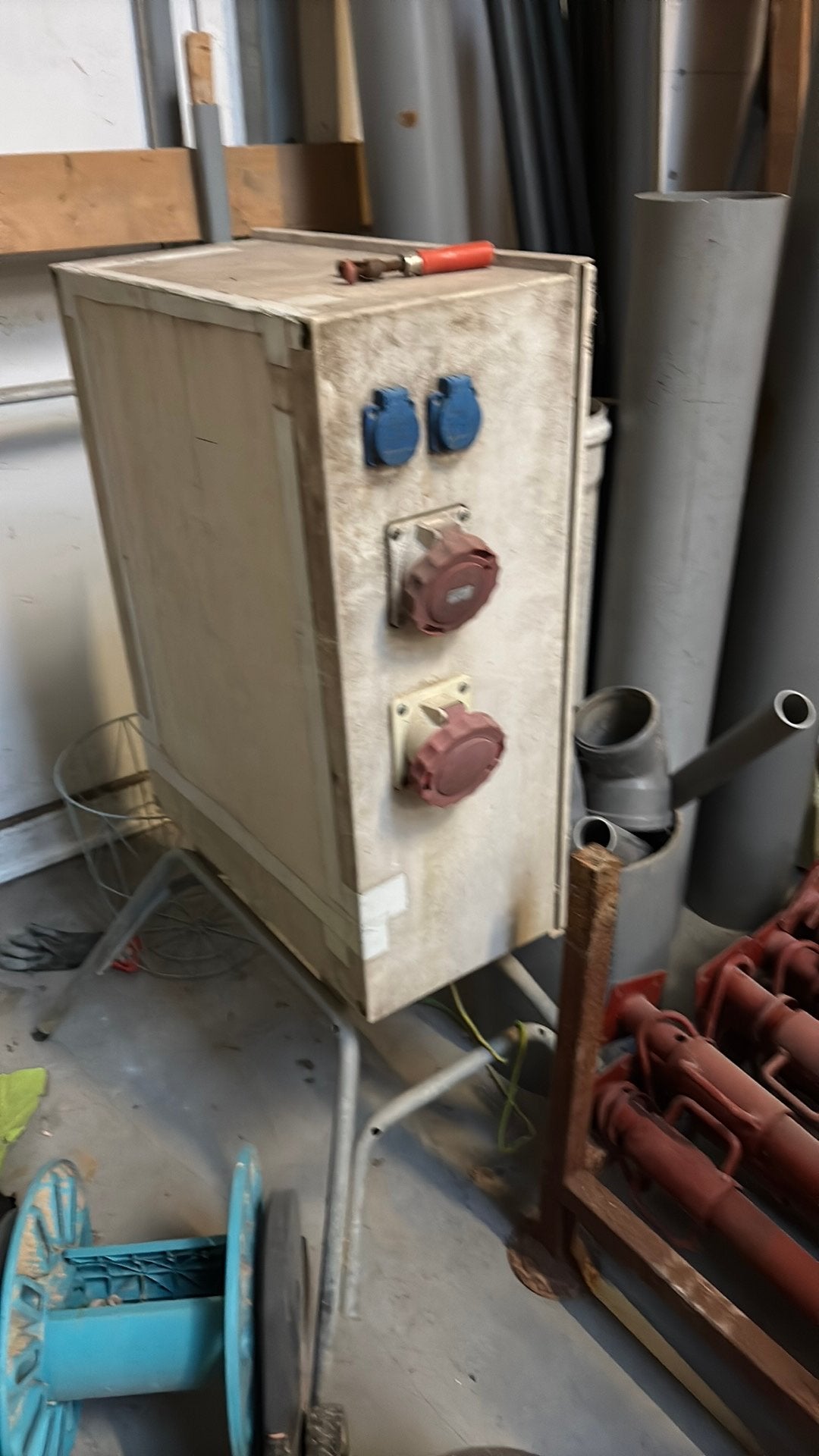 Werfkast, Doe-het-zelf en Bouw, Ophalen, Gebruikt