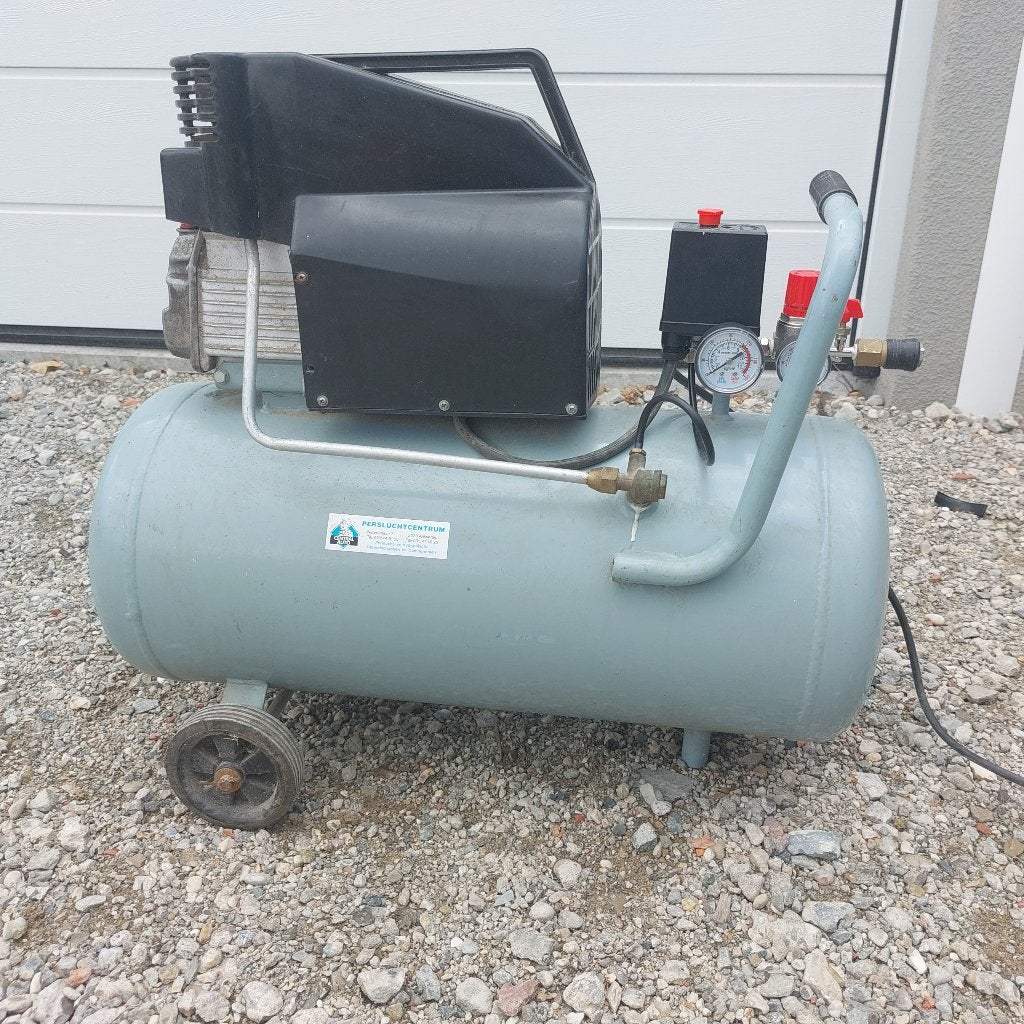 Compressor Michigan 50l 2pk, Doe-het-zelf en Bouw, Compressors, Gebruikt, 6 tot 10 bar, Ophalen of Verzenden, 25 tot 100 liter