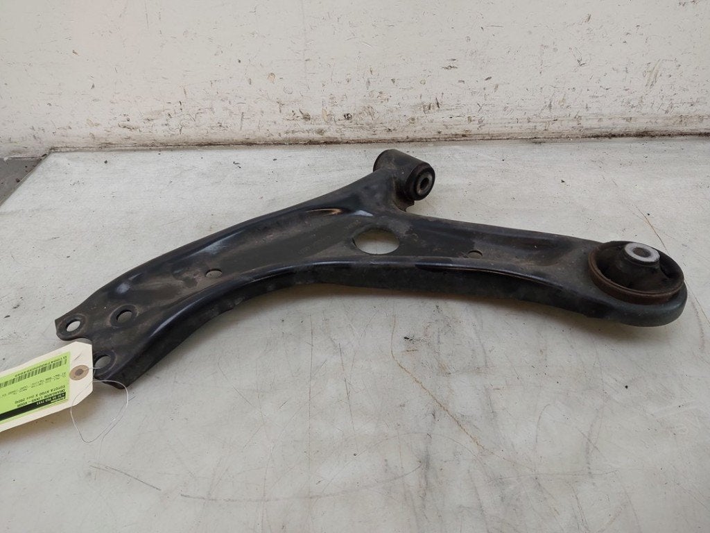 DRAAGARM LINKS VOOR Toyota Aygo X (|48606K0020|48069K0020|), Dhr. J. Ham, Gebruikt, Administratie@autoham.nl, Toyota