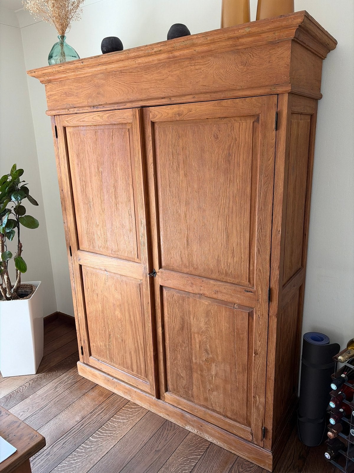 Teak kast, Ophalen, Zo goed als nieuw
