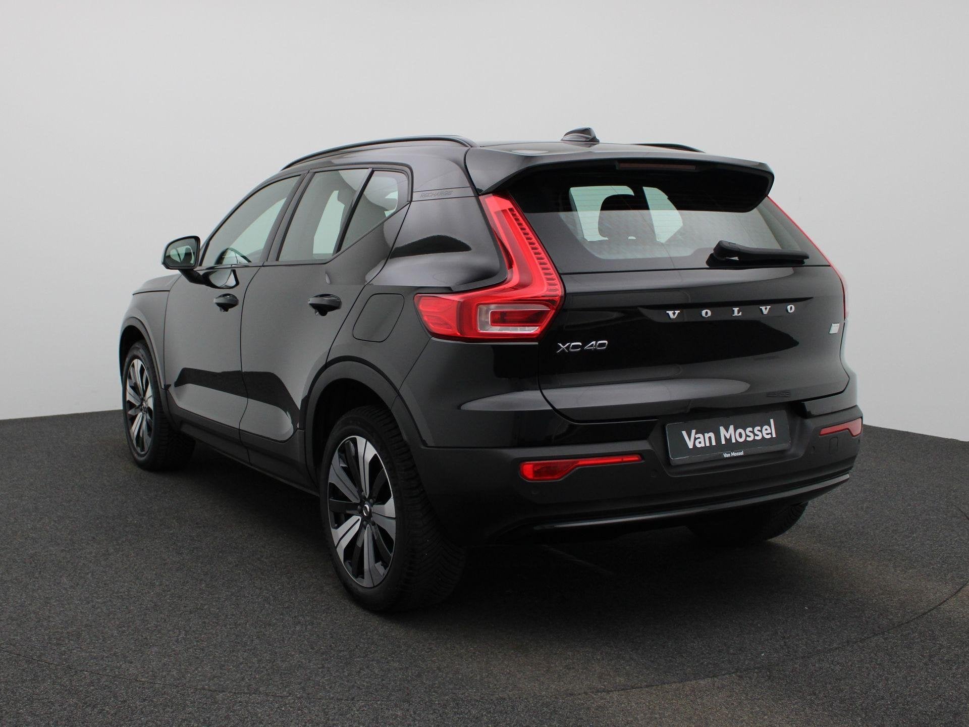 Volvo XC40 Recharge Core (automatique), Autos, https://public.car-pass.be/vhr/bae8d55a-98e9-4f0a-aa94-ea50740752a3, Achat, Entreprise