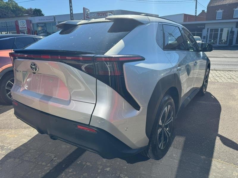 Toyota bZ4X Executive, Argent ou Gris, Entreprise, Noir, 5 portes