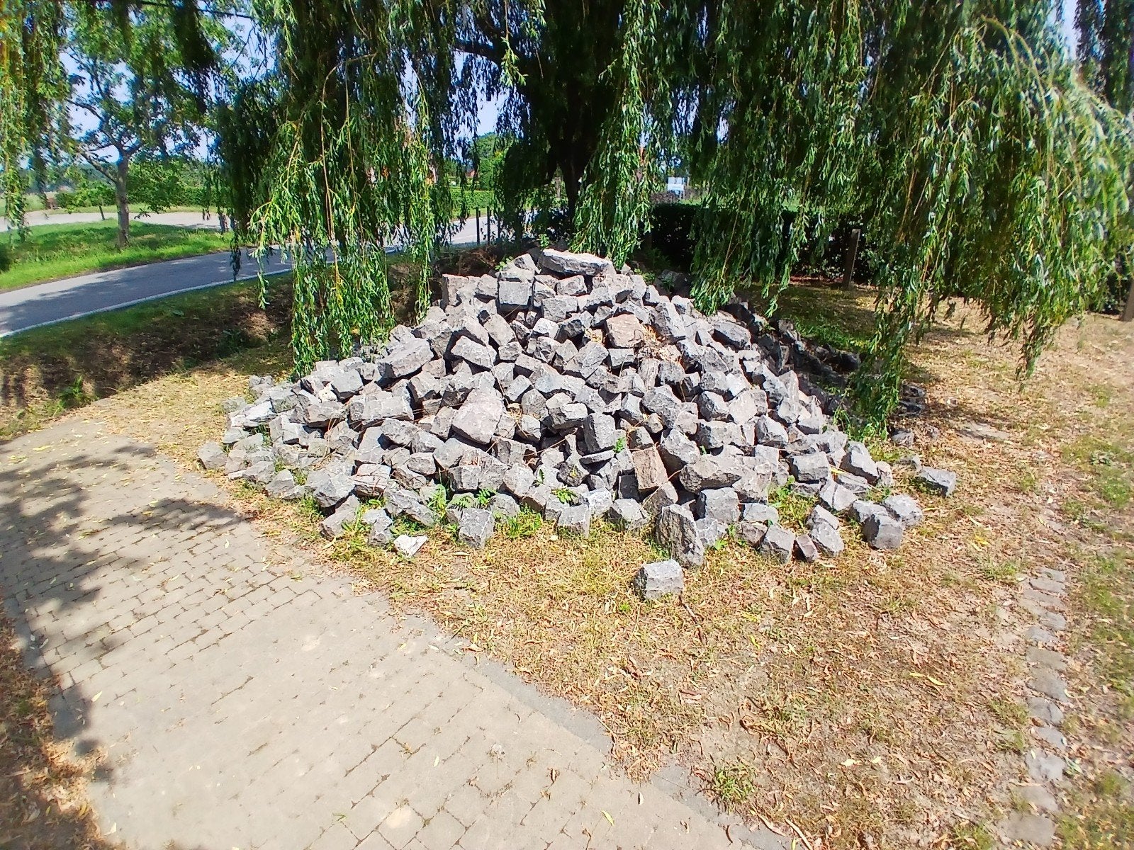 Lot kasseien te koop +-85 m2, Enlèvement