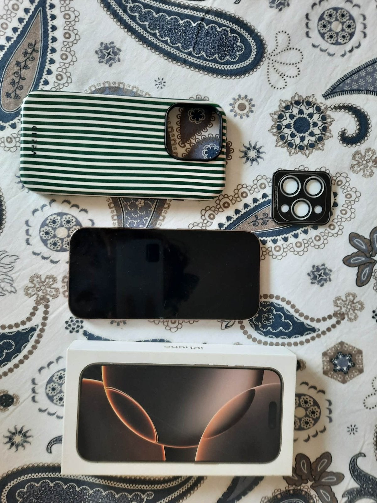 Iphone 16 pro, Télécoms, Téléphonie mobile | Housses, Coques & Façades | Samsung, Enlèvement, Comme neuf