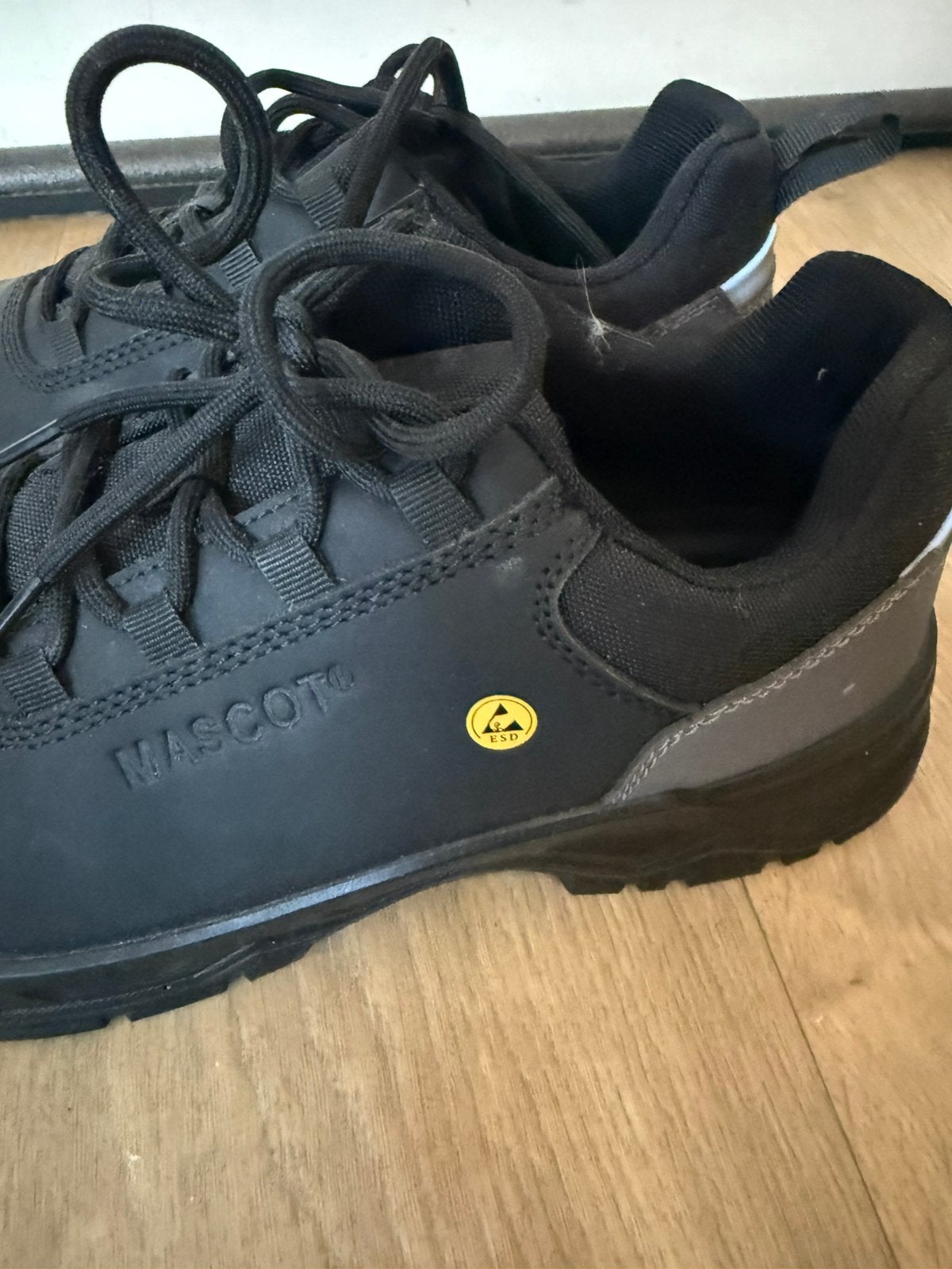 Lage werkschoeken, Vêtements | Hommes, Chaussures de travail, Comme neuf, Enlèvement, Noir