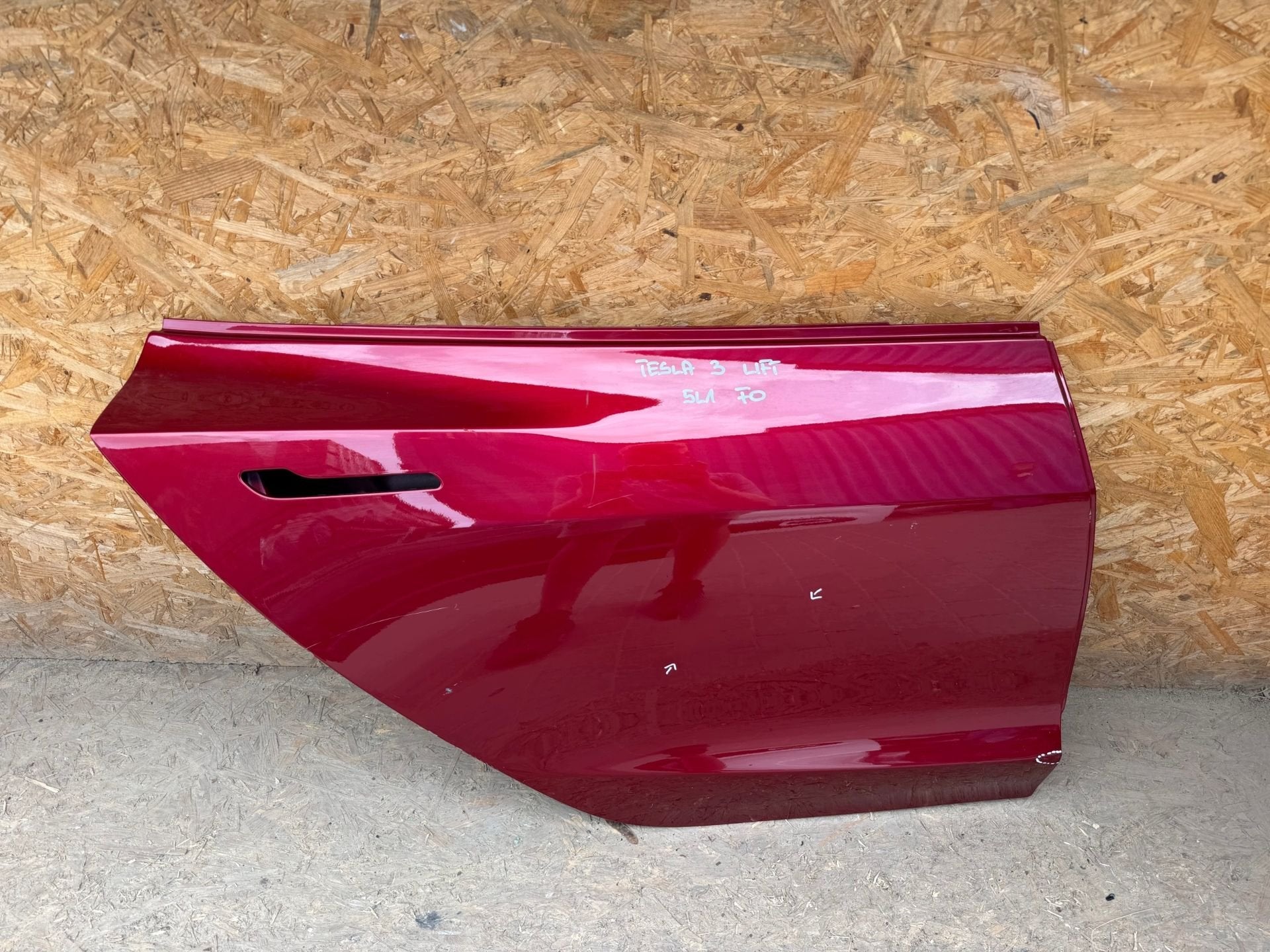 Tesla 3 Lift Portier Rechts, Deur, Tesla, Inc., Tesla Road 1
78725  Austin, Gebruikt