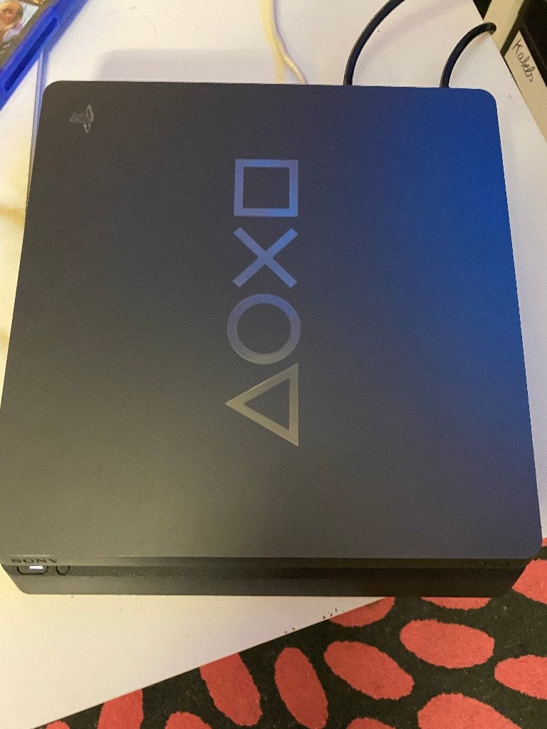 Playstation 4 Slim 1TB Days of Play Special Edition, Ophalen, Met games, Zo goed als nieuw, 1 TB