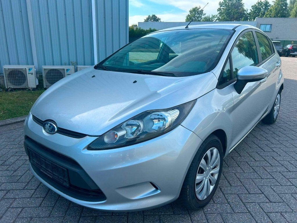 Ford Fiesta 1.25 benzine bouwjaar 2009 139000 km goede staat, Voorwielaandrijving, Elektrische ramen, Stof, 4 cilinders