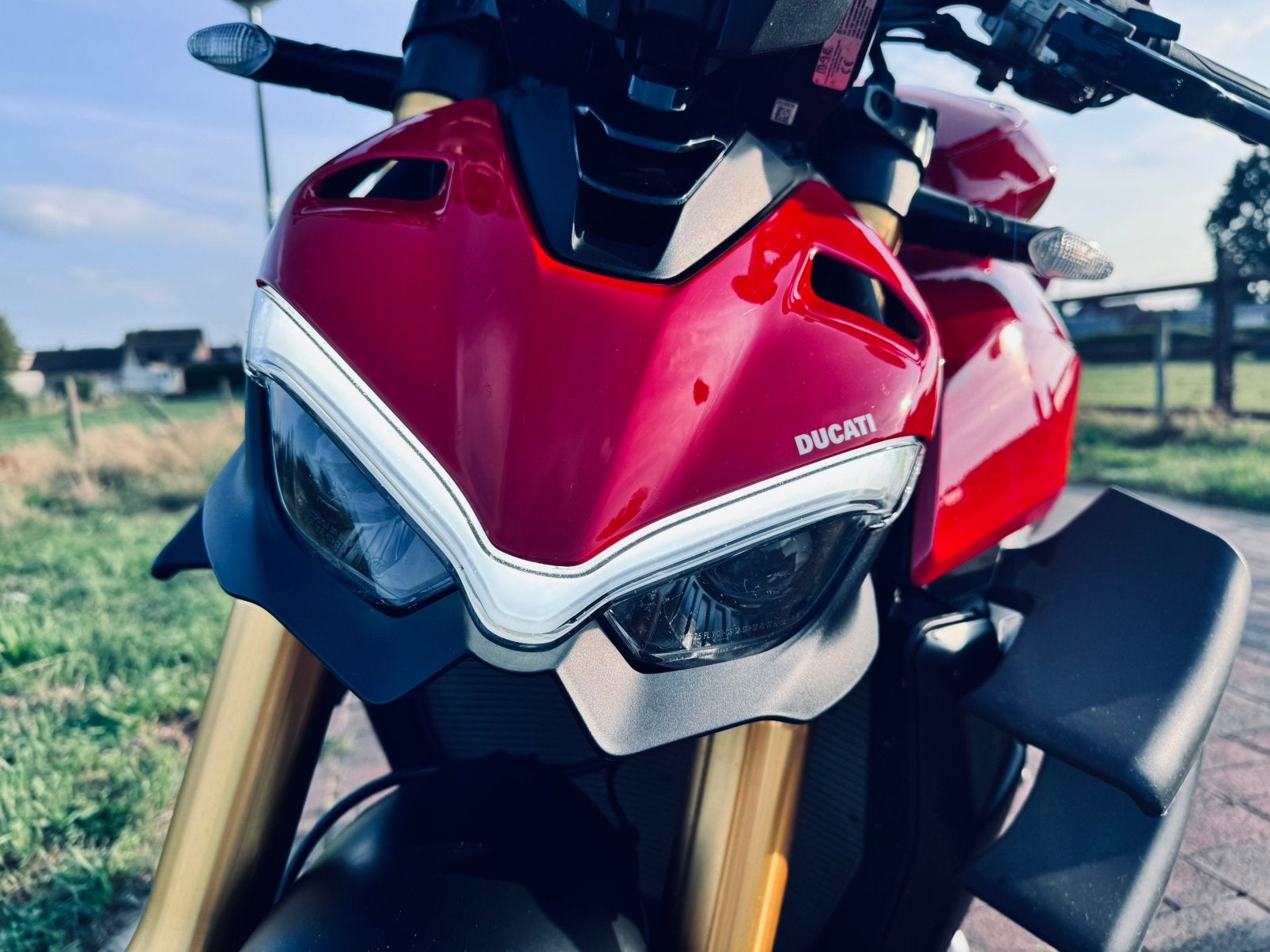 Te koop Ducati streetfighter V4S met maar 6000km, 4 cilinders, Motorrijbewijs A, Gebruikt, Particulier