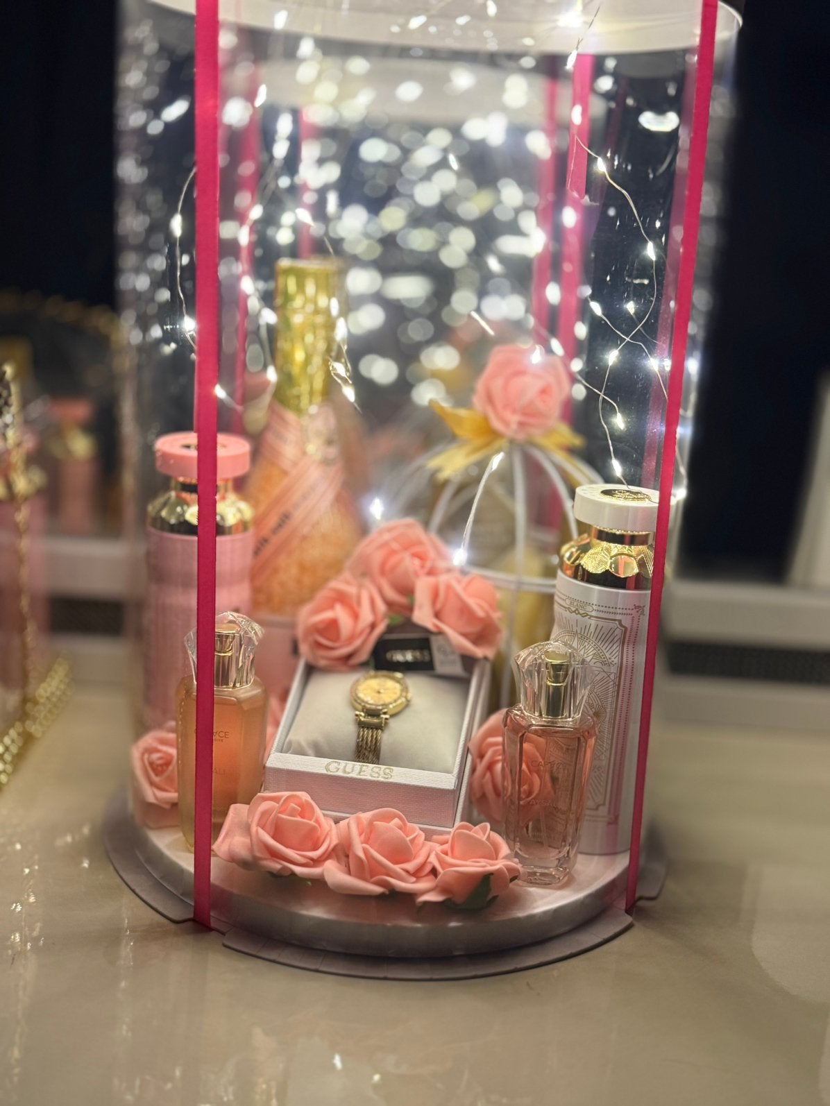 Boîte cadeau pour elle, Enlèvement ou Envoi, Comme neuf