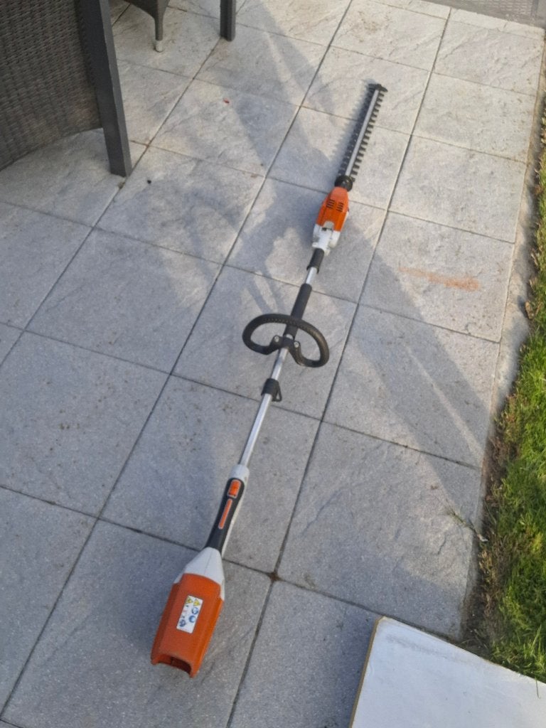 Stihl heggenschaar, Ophalen, Zo goed als nieuw, Accu, Stihl