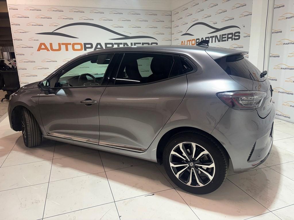 Renault Clio TCe Techno, Autos, Renault, Achat, Electronic Stability Program (ESP), Euro 6, https://public.car-pass.be/vhr/5b2962dd-3186-41bf-b098-b3a02652f1b8