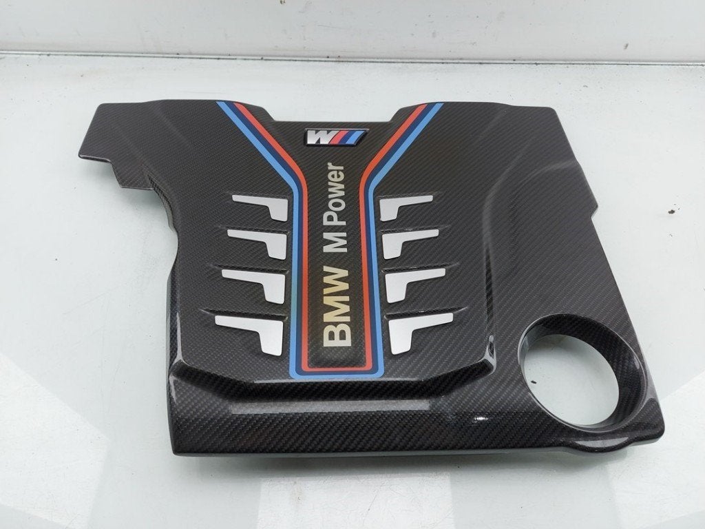 CACHE SOUS MOTEUR BMW 5 serie (G30) (|8058667|11148058667|), Utilisé, BMW, Petuelring 130
80809  München, DE, Bayerische Motoren Werke AG