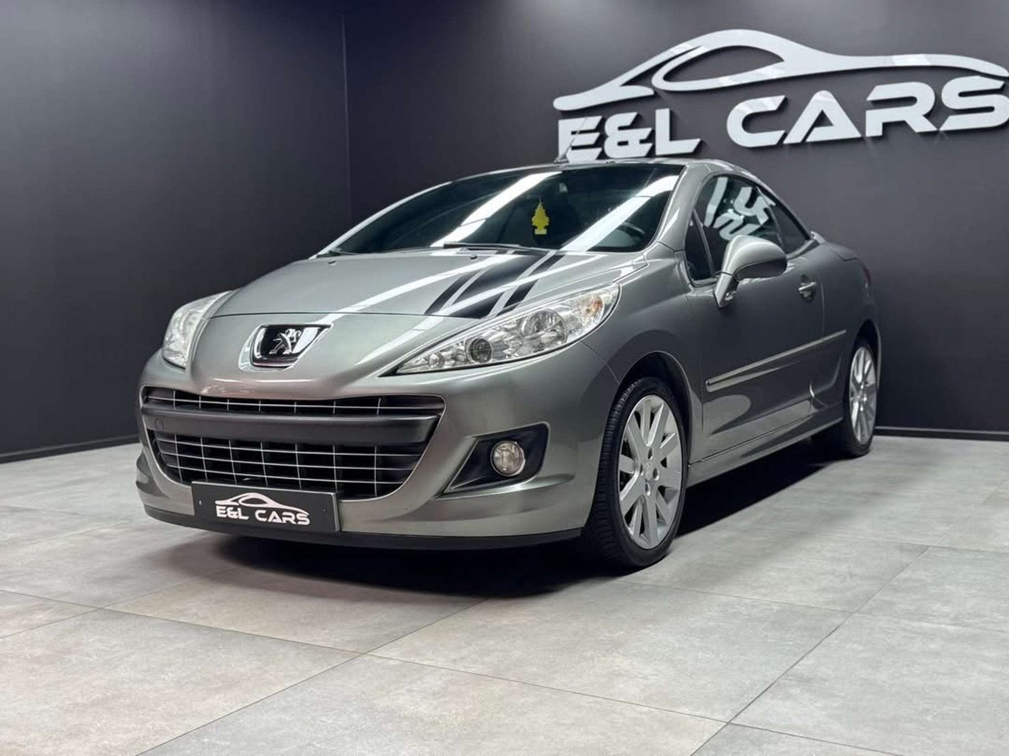 Peugeot 207 207 CC 1.6 HDi *12 mois de garantie*, Autos, Achat, 82 kW, Entreprise, Cabriolet
