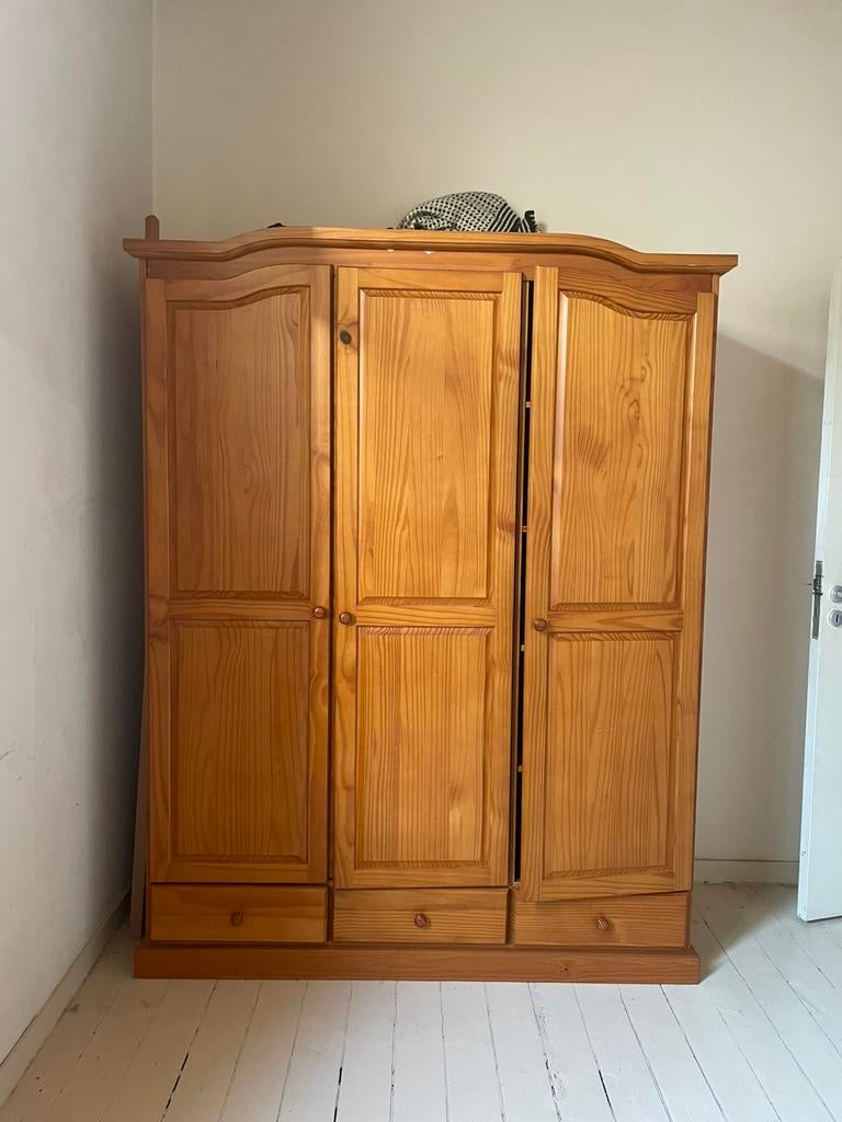 Kleerkast - zelf uit elkaar te halen, Huis en Inrichting, Kasten | Kleerkasten, Ophalen, Zo goed als nieuw
