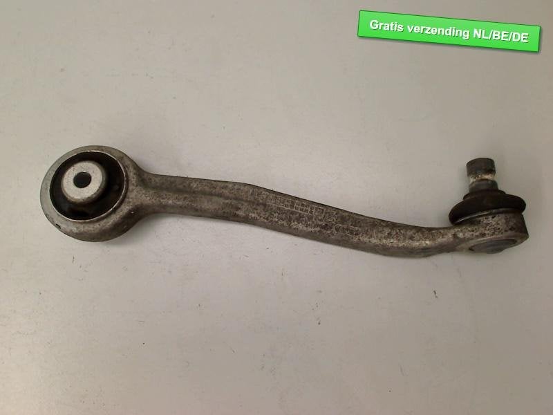 BRAS DE SUSPENSION AVANT DROIT SUPERIEUR Audi A4 Avant (B8), Auto-Union-Straße  1,
85057  Ingolstadt, DE, Info@audi.de, Audi, Utilisé