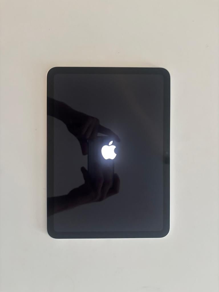 Ipad a16, Ophalen, Zo goed als nieuw