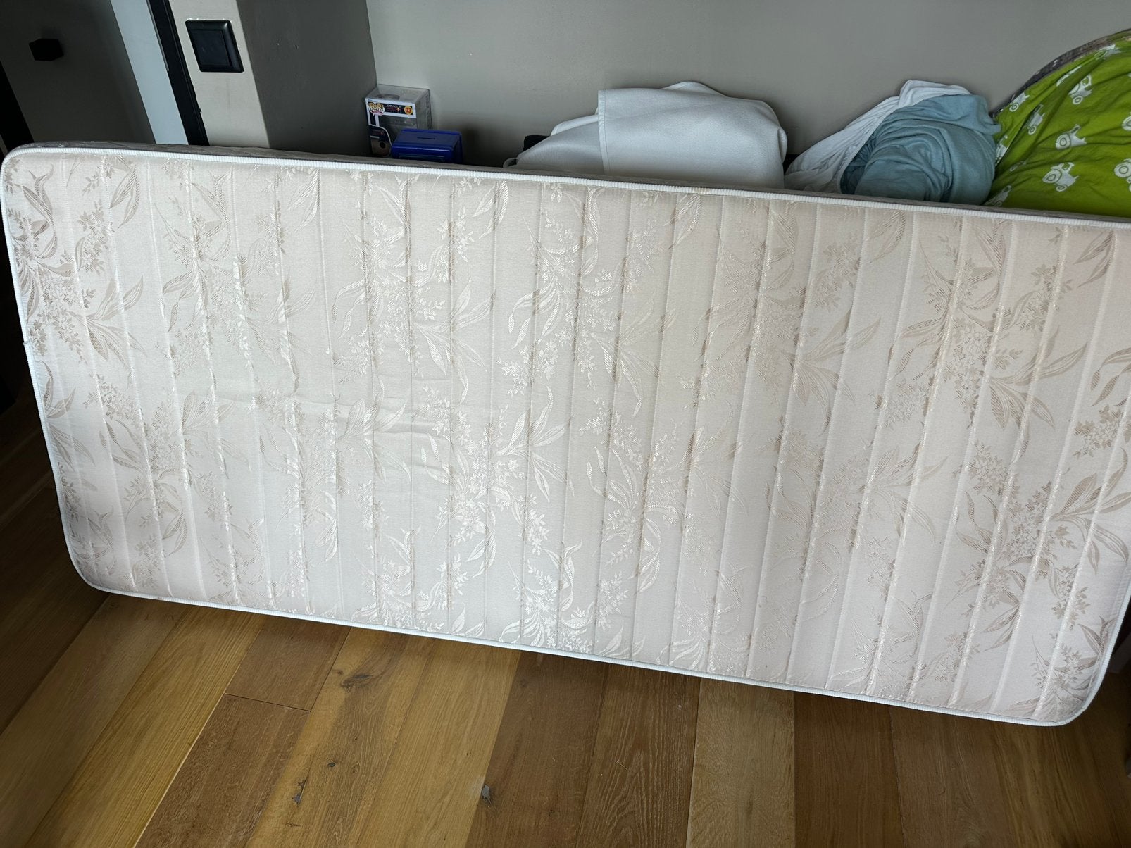 1 persoons dik matras, Ophalen, Zo goed als nieuw, Matras